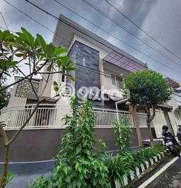 Rumah Disewakan Malang LT 138m2 LB 200m2 Kawasan Tidar Rumah Disewakan Malang LT 138m2 LB 200m2 Kawasan Tidar