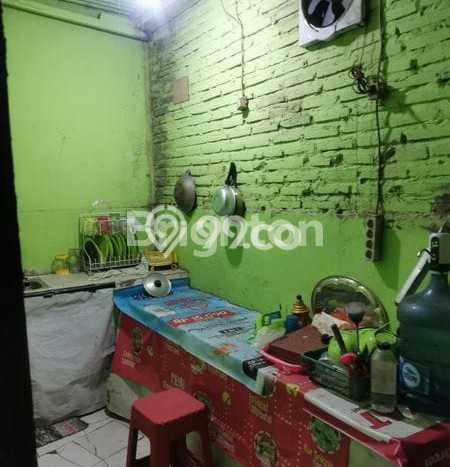 Ruko Disewa di Malang dengan LB 144m2 Area Komersial Ramai Ruko Disewa di Malang dengan LB 144m2 Area Komersial Ramai