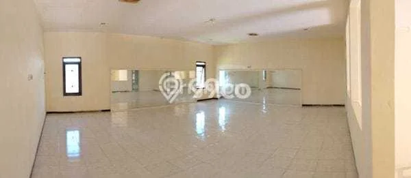 Ruko untuk disewa di Sukun punya LT 424m2 & LB 216m2 harga sewa kompetitif Ruko untuk disewa di Sukun punya LT 424m2 & LB 216m2 harga sewa kompetitif