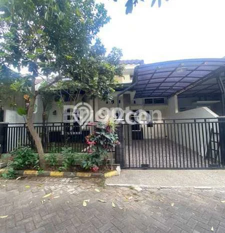 Disewakan! Rumah 3 Kamar Tidur &
2 Kamar Mandi di Tidar, Malang Disewakan! Rumah 3 Kamar Tidur &
2 Kamar Mandi di Tidar, Malang
