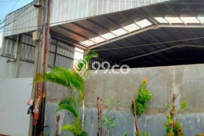 FOR SALE! Gudang di Pondok Aren Tangerang Selatan, LT 448m2, LB 263m2 FOR SALE! Gudang di Pondok Aren Tangerang Selatan, LT 448m2, LB 263m2