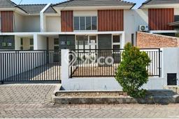Jual Rumah Minimalis Bagus Punya 2 KT di Taman Sidoarjo SHM Jual Rumah Minimalis Bagus Punya 2 KT di Taman Sidoarjo SHM