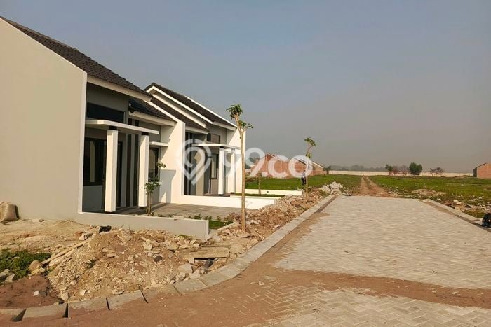 Dijual Cepat Rumah Minimalis & Modern LB 36m2 di Balongbendo Dijual Cepat Rumah Minimalis & Modern LB 36m2 di Balongbendo