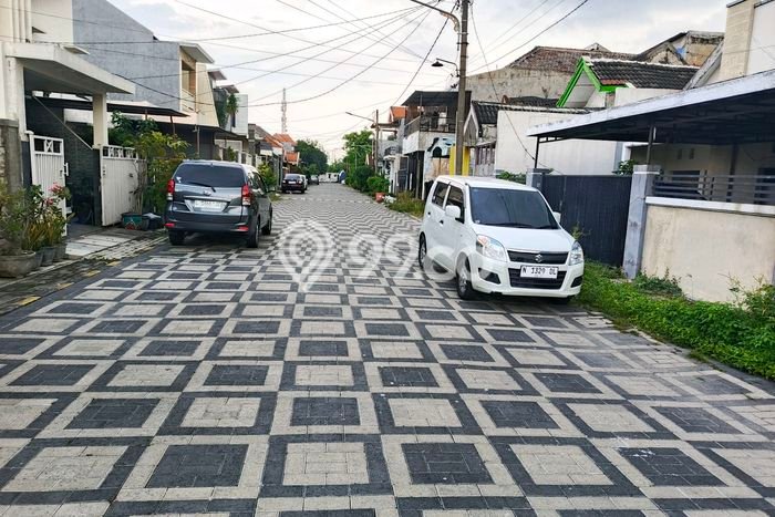 Rumah Modern 3 Kamar LT 100m2 di Kebraon Rumah Modern 3 Kamar LT 100m2 di Kebraon