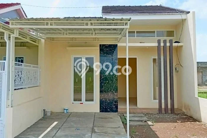 Jual Rumah Murah Meriah Sooko Punya 2 Kamar & LT 72m2 Jual Rumah Murah Meriah Sooko Punya 2 Kamar & LT 72m2