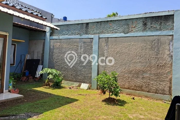 Jual Rumah Bagus Siap Huni LB 204m2 di Cilodong, Depok Jual Rumah Bagus Siap Huni LB 204m2 di Cilodong, Depok