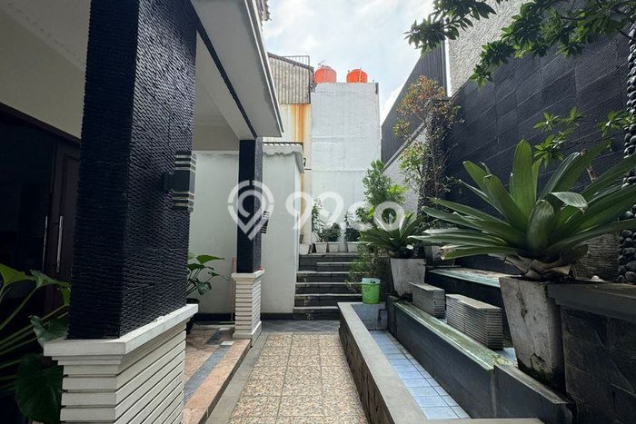 For Sale! Premium House LT 385m2 Desain Modern di Lubang Buaya For Sale! Premium House LT 385m2 Desain Modern di Lubang Buaya