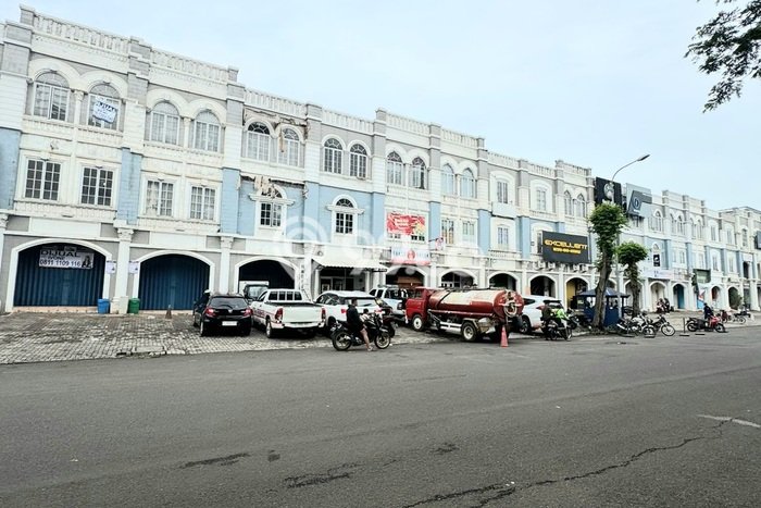 Unit Komersial Disewakan di Tangerang Kawasan Strategis Harga Kompetitif Unit Komersial Disewakan di Tangerang Kawasan Strategis Harga Kompetitif