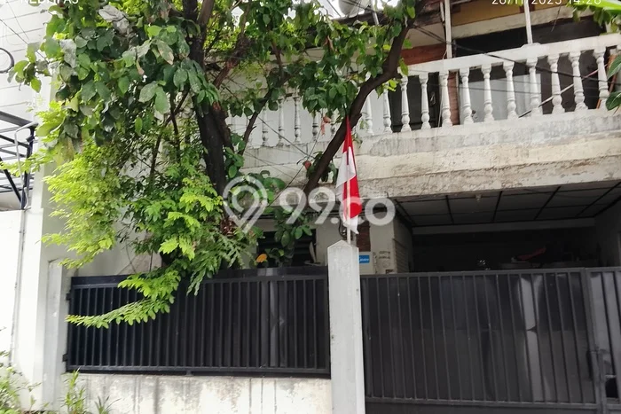 Disewakan! Rumah 5 Kamar Tidur &
3 Kamar Mandi di Tomang, Jakarta Barat Disewakan! Rumah 5 Kamar Tidur &
3 Kamar Mandi di Tomang, Jakarta Barat