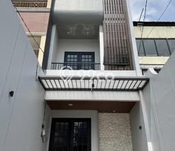 Ruko untuk Disewa di Pusat Jakarta Barat Luas Bangunan 300m2 Ruko untuk Disewa di Pusat Jakarta Barat Luas Bangunan 300m2