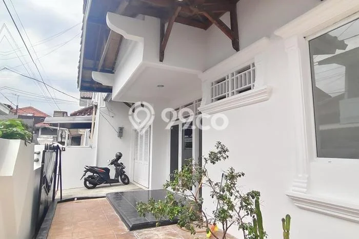 Rumah sewa siap pakai 5 KT di Rawamangun, Jakarta Timur Rumah sewa siap pakai 5 KT di Rawamangun, Jakarta Timur