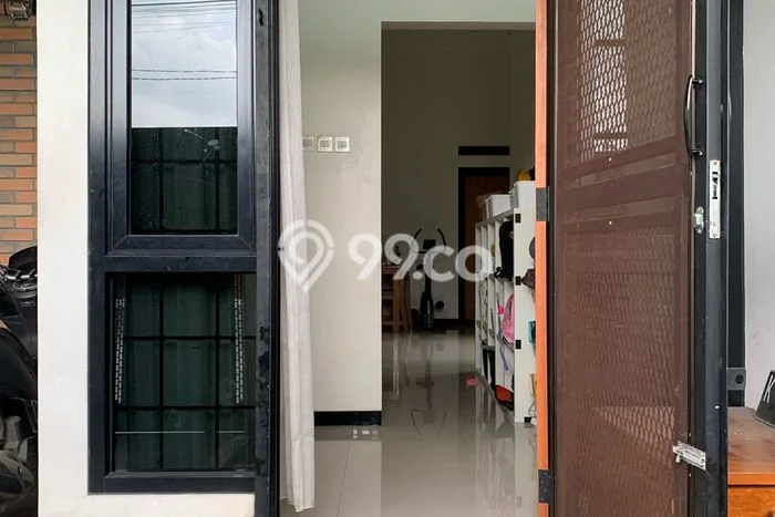 Rumah Berkualitas di Genuk, Semarang, LT 124m² LB 124m² - HARGA NEGO! Rumah Berkualitas di Genuk, Semarang, LT 124m² LB 124m² - HARGA NEGO!