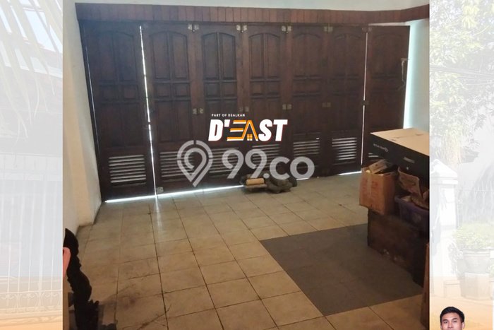 Rumah Mewah dengan 3 Kamar Tidur di Kawasan Elite Gayungan, Surabaya Rumah Mewah dengan 3 Kamar Tidur di Kawasan Elite Gayungan, Surabaya