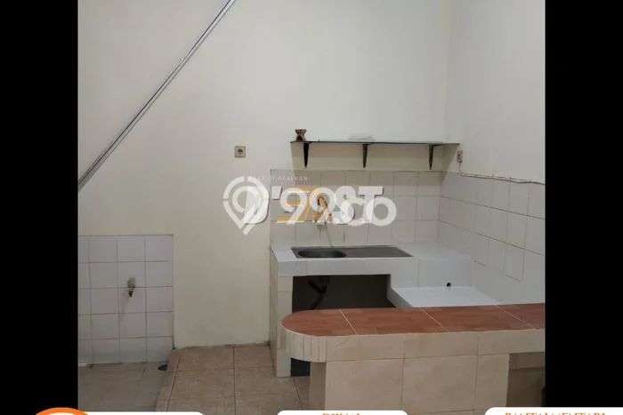Dijual Rumah 3 Kamar Lokasi Ideal Bagus dan Strategis di Bulak Dijual Rumah 3 Kamar Lokasi Ideal Bagus dan Strategis di Bulak