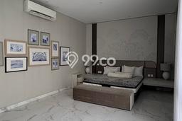 Rumah Luxury Modern Siap Huni di Pakuwon City Surabaya Rumah Luxury Modern Siap Huni di Pakuwon City Surabaya
