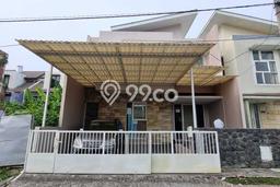 Rumah Minimalis 4 KT LT 153m2 di Pakuwon City Rumah Minimalis 4 KT LT 153m2 di Pakuwon City