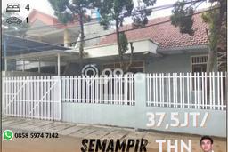 Rumah kawasan Semampir, 2 KM, Area Premium, LT 200m2m² LB 100m2m² Rumah kawasan Semampir, 2 KM, Area Premium, LT 200m2m² LB 100m2m²