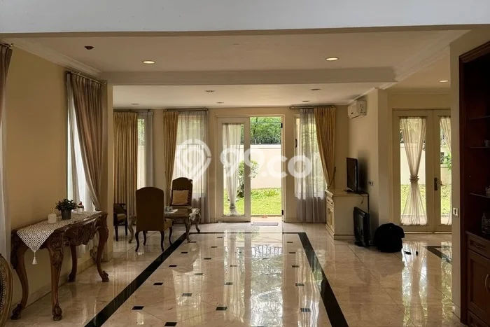 Disewakan! Rumah 5 Kamar Tidur &
5 Kamar Mandi di Lippo Karawaci, Tangerang Disewakan! Rumah 5 Kamar Tidur &
5 Kamar Mandi di Lippo Karawaci, Tangerang