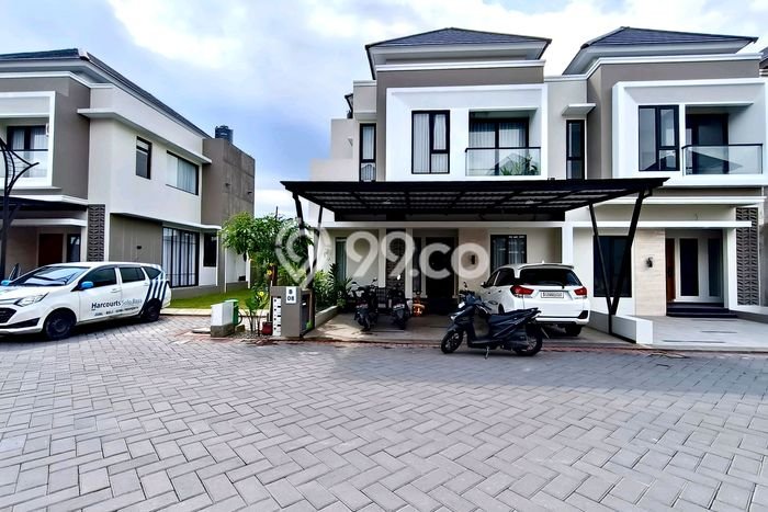 Lokasi strategis! Rumah siap pakai dikontrakkan di Gentan LB 114m2 Lokasi strategis! Rumah siap pakai dikontrakkan di Gentan LB 114m2