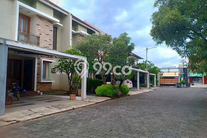 Jual Rumah Minimalis Bagus Punya 4 KT di Colomadu Solo SHM Jual Rumah Minimalis Bagus Punya 4 KT di Colomadu Solo SHM