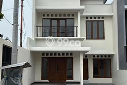 Rumah Cantik Siap Huni Di Pasar Kliwon Luas 160m2 Lokasi Strategis Rumah Cantik Siap Huni Di Pasar Kliwon Luas 160m2 Lokasi Strategis