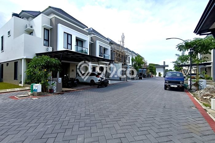 Lokasi strategis! Rumah siap pakai dikontrakkan di Gentan LB 114m2 Lokasi strategis! Rumah siap pakai dikontrakkan di Gentan LB 114m2