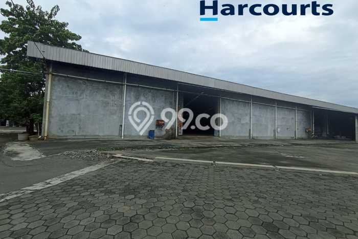 Gudang Komersial Disewakan di Karanganyar Solo Luas 2500m2 Gudang Komersial Disewakan di Karanganyar Solo Luas 2500m2