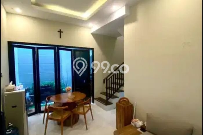 Dijual Rumah Strategis Bagus Punya 3 KT di Gentan Solo SHM Dijual Rumah Strategis Bagus Punya 3 KT di Gentan Solo SHM