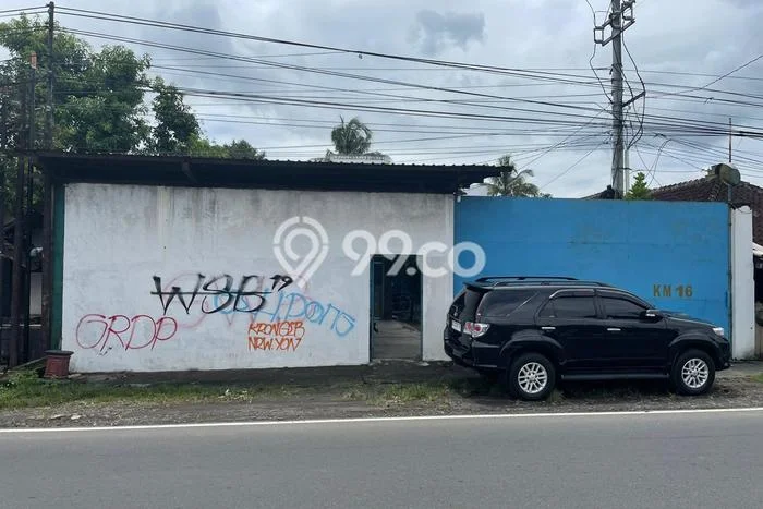 Gudang Dijual di Teras Boyolali dengan Luas Bangunan 750m2 Gudang Dijual di Teras Boyolali dengan Luas Bangunan 750m2