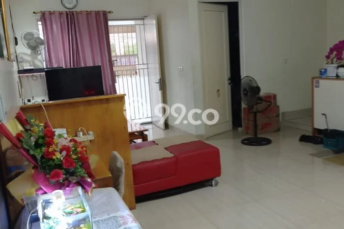 SIAP HUNI! Rumah Strategis area Duta Garden, Luas 120m² Bangunan 200m² SIAP HUNI! Rumah Strategis area Duta Garden, Luas 120m² Bangunan 200m²