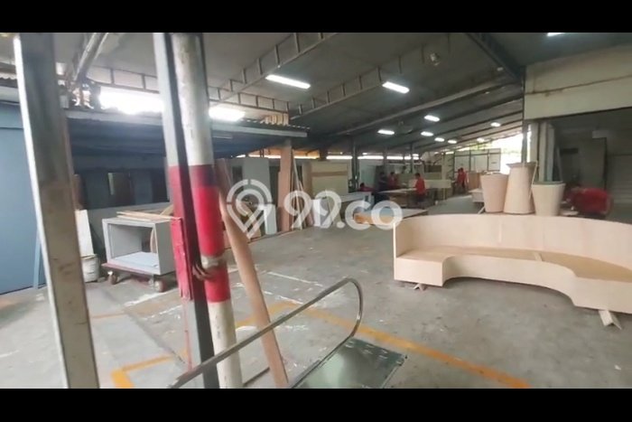 Unit Gudang Dijual di Jakarta Barat LT 5080m2 & LB 1800m2 Unit Gudang Dijual di Jakarta Barat LT 5080m2 & LB 1800m2