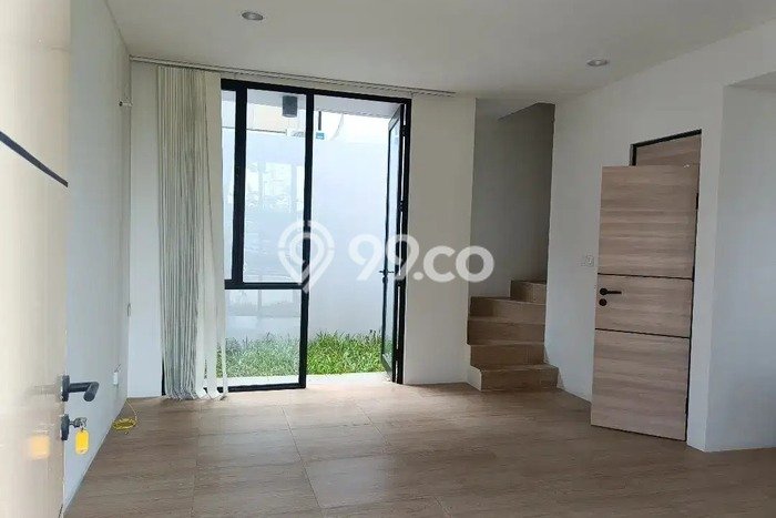 Lokasi terbaik! Rumah siap pakai dikontrakkan di Karawaci LB 55m2 Lokasi terbaik! Rumah siap pakai dikontrakkan di Karawaci LB 55m2