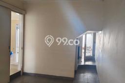 Rumah sewa siap huni 4 KT di Green Lake City, Jakarta Barat Rumah sewa siap huni 4 KT di Green Lake City, Jakarta Barat