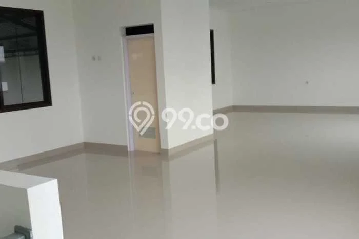 Unit Gudang Disewakan di Teluk Naga di Area Ramai & Strategis Unit Gudang Disewakan di Teluk Naga di Area Ramai & Strategis