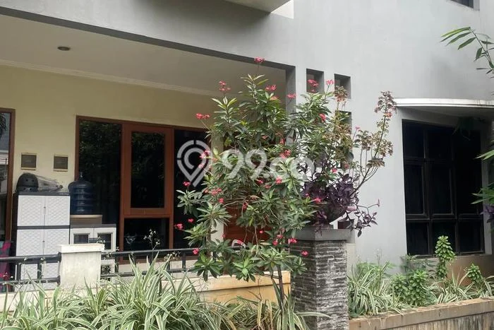 Rumah Kost Dijual di Kuningan Jakarta Selatan Luas 1210m2 Rumah Kost Dijual di Kuningan Jakarta Selatan Luas 1210m2