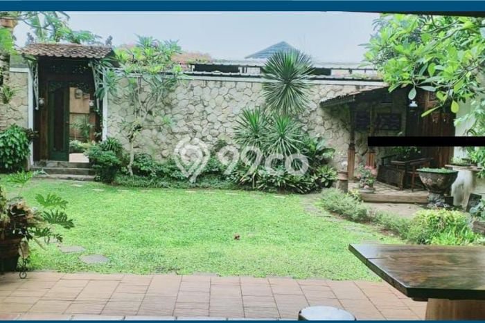 Dijual Rumah Premium dengan Fasilitas Sekitar Komplit di Serpong, Tangerang Selatan Dijual Rumah Premium dengan Fasilitas Sekitar Komplit di Serpong, Tangerang Selatan