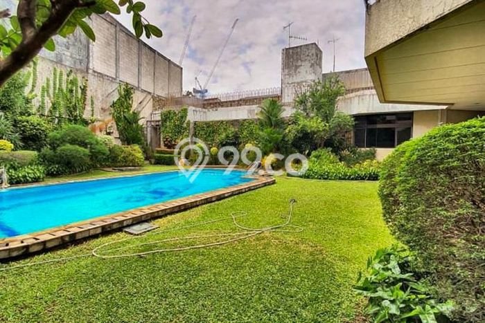Siap Huni Rumah Mewah 5 Kamar di Menteng Dekat ke Mana Saja Siap Huni Rumah Mewah 5 Kamar di Menteng Dekat ke Mana Saja