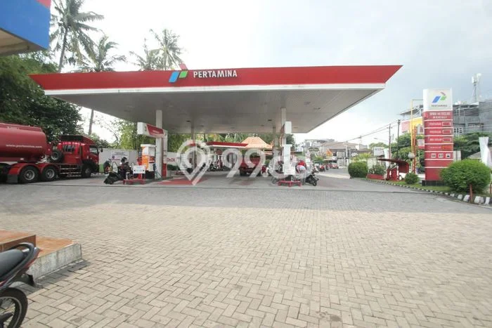 AREA KOMERSIAL! Komersial di , Luas 100m2m², Akses Utama AREA KOMERSIAL! Komersial di , Luas 100m2m², Akses Utama