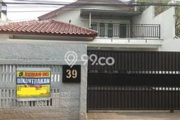 Disewakan! Rumah 3 Kamar Tidur &
2 Kamar Mandi di Cipete, Jakarta Selatan Disewakan! Rumah 3 Kamar Tidur &
2 Kamar Mandi di Cipete, Jakarta Selatan