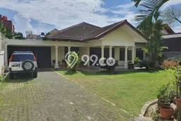Ready to Use! Luxury House LT 1061m2 Desain Modern di Condet Ready to Use! Luxury House LT 1061m2 Desain Modern di Condet