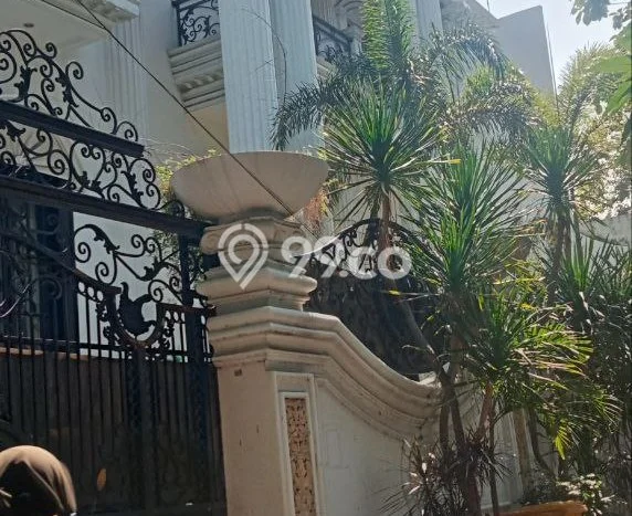 Rumah Luxury Modern Siap Huni di Cempaka Mas Jakarta Pusat Rumah Luxury Modern Siap Huni di Cempaka Mas Jakarta Pusat