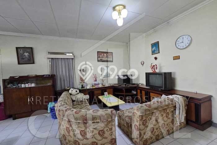 Rumah Akses Mudah di , Bandung, LT 349m2m² Bangunan 135m2m² Rumah Akses Mudah di , Bandung, LT 349m2m² Bangunan 135m2m²