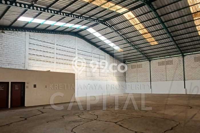 Unit Gudang Disewa Lokasi Padalarang, Bandung Barat Spesifikasi Luas Bangunan 500m2 Unit Gudang Disewa Lokasi Padalarang, Bandung Barat Spesifikasi Luas Bangunan 500m2