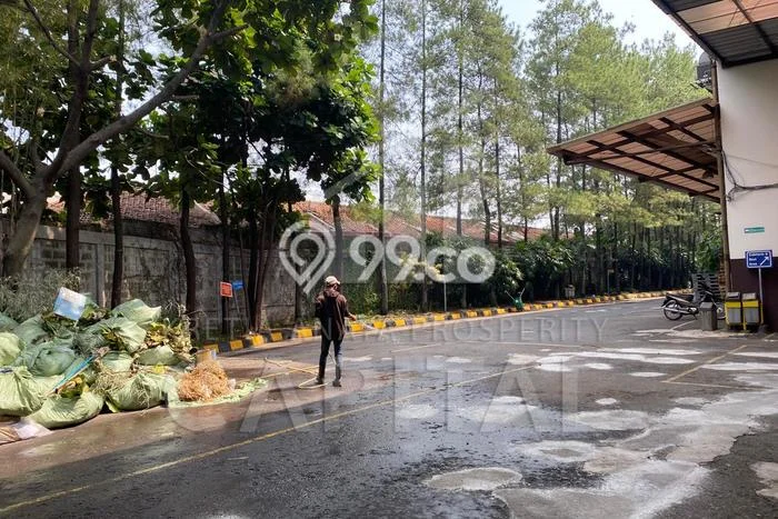 Unit Gudang Disewakan di Pasir Koja di Area Ramai & Strategis Unit Gudang Disewakan di Pasir Koja di Area Ramai & Strategis