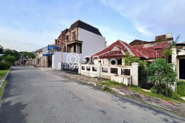 Dijual Hunian Mewah dengan Fasilitas Sekitar Komplit di Tebet, Jakarta Selatan Dijual Hunian Mewah dengan Fasilitas Sekitar Komplit di Tebet, Jakarta Selatan