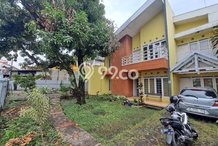 Rumah Elit LB 210m2 Siap Huni Desain Elegan di Cigadung, Bandung Rumah Elit LB 210m2 Siap Huni Desain Elegan di Cigadung, Bandung