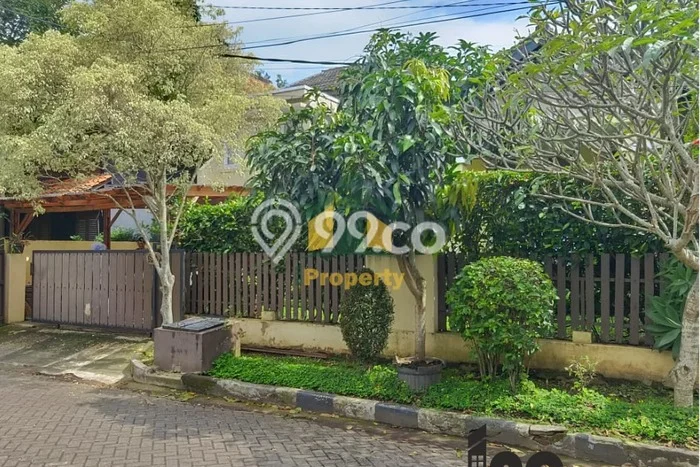 For Sale! Luxury House LT 257m2 Desain Modern di Setiabudi For Sale! Luxury House LT 257m2 Desain Modern di Setiabudi