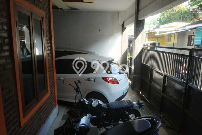 Dijual Rumah 4 Kamar Lokasi Strategis Nyaman dan Strategis di Mandalajati Dijual Rumah 4 Kamar Lokasi Strategis Nyaman dan Strategis di Mandalajati