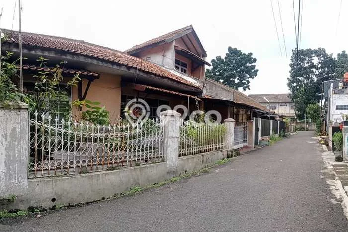 For Sale Rumah 6 Kamar Lokasi Strategis Bagus dan Strategis di Rancasari For Sale Rumah 6 Kamar Lokasi Strategis Bagus dan Strategis di Rancasari