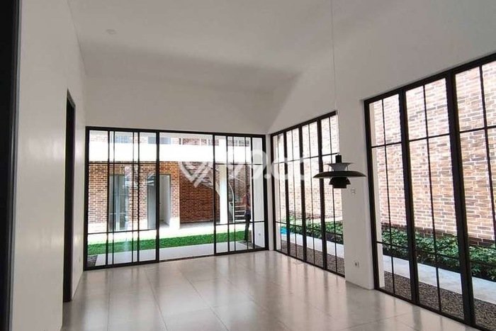 Dijual Rumah Mewah Exclusive di Bandung Wetan, Bandung Dijual Rumah Mewah Exclusive di Bandung Wetan, Bandung